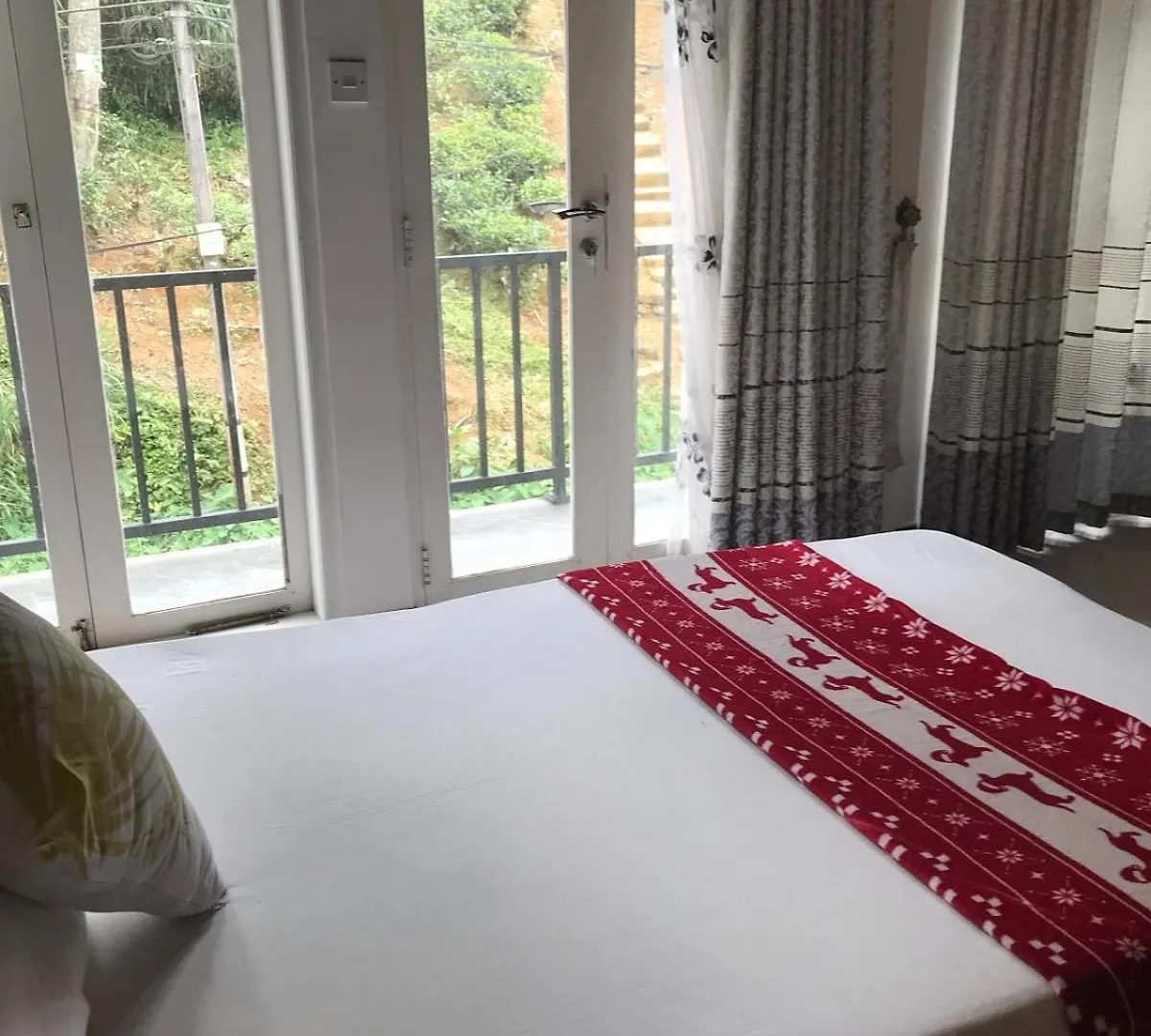 Lake Bungalow Layathraa Hatton Norwood Guest house